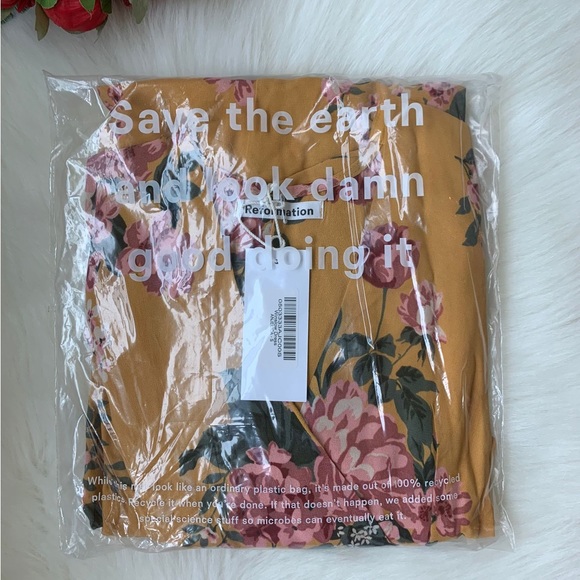 Reformation Winslow dress - Picture 12 of 16